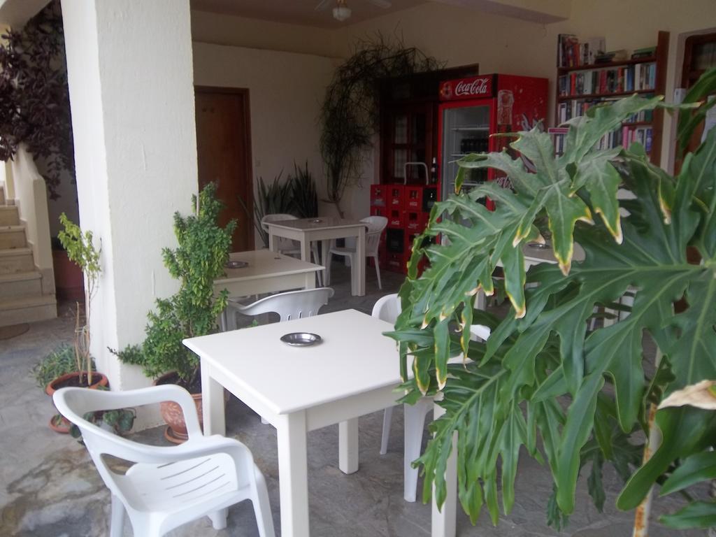 Knossos Hotel Каламаки Экстерьер фото
