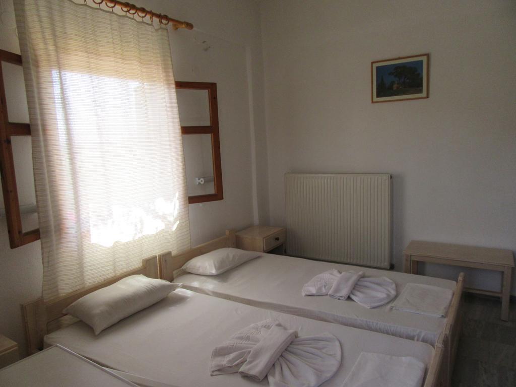 Knossos Hotel Каламаки Экстерьер фото