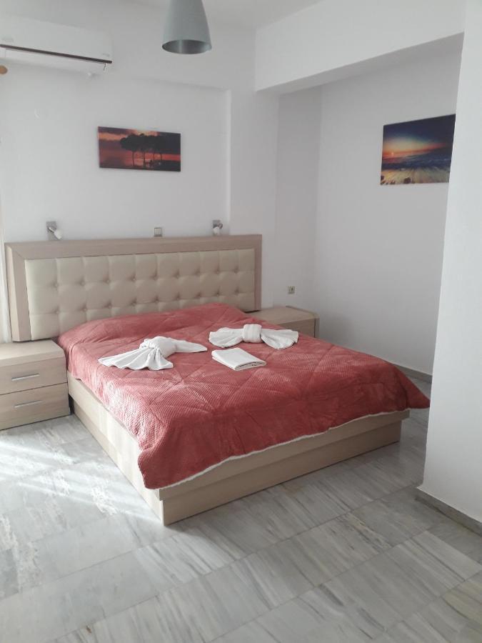 Knossos Hotel Каламаки Экстерьер фото